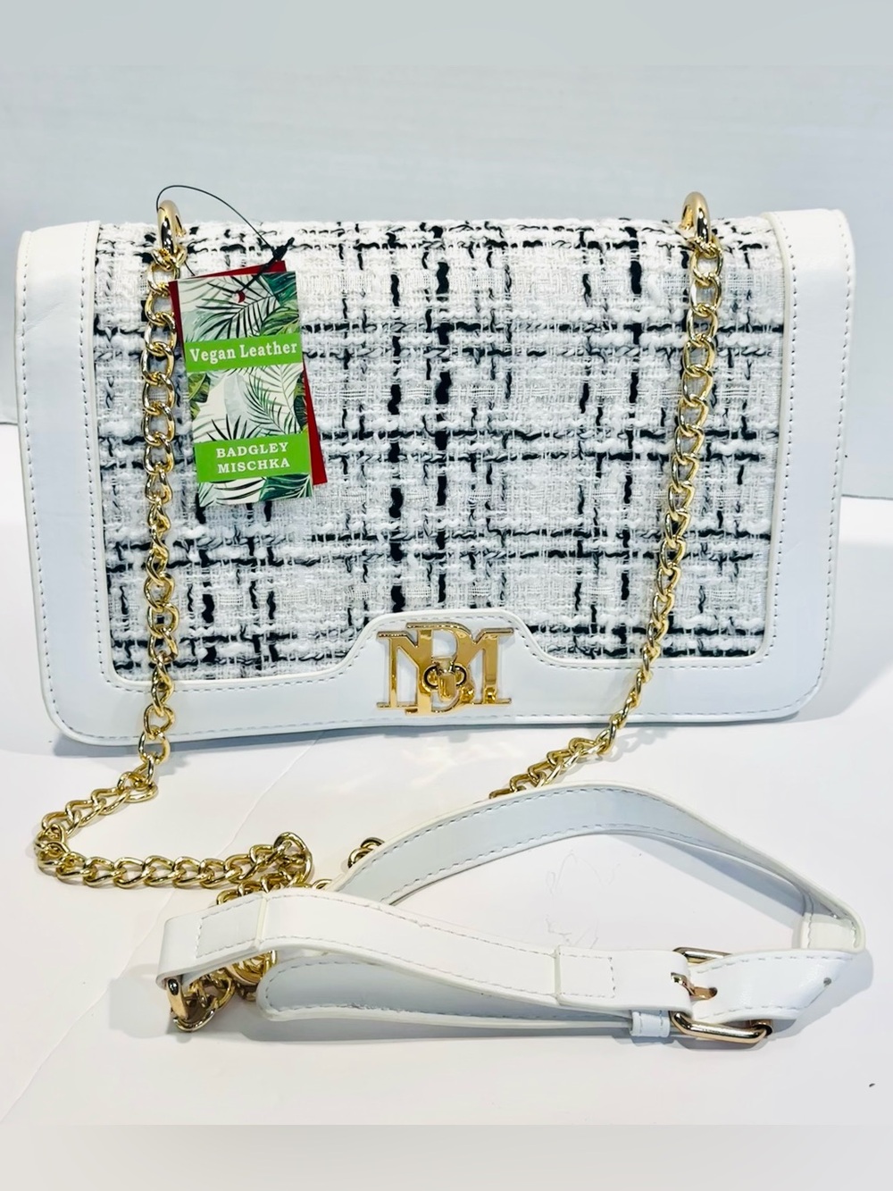 Badgley Mischka Wool Crossbody with Frame Shoulder Bag / Gold Chain Strap